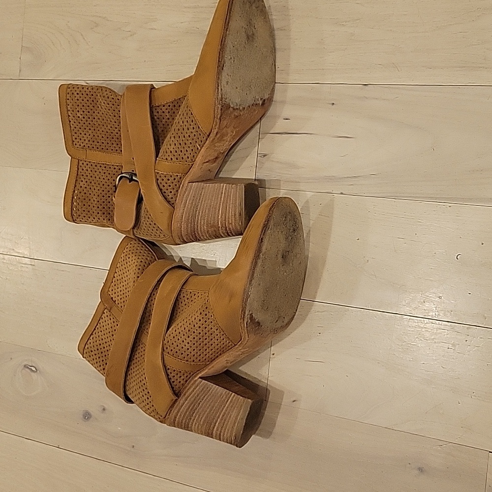 Italian Booties - want to be adorning your feet to complete your look!